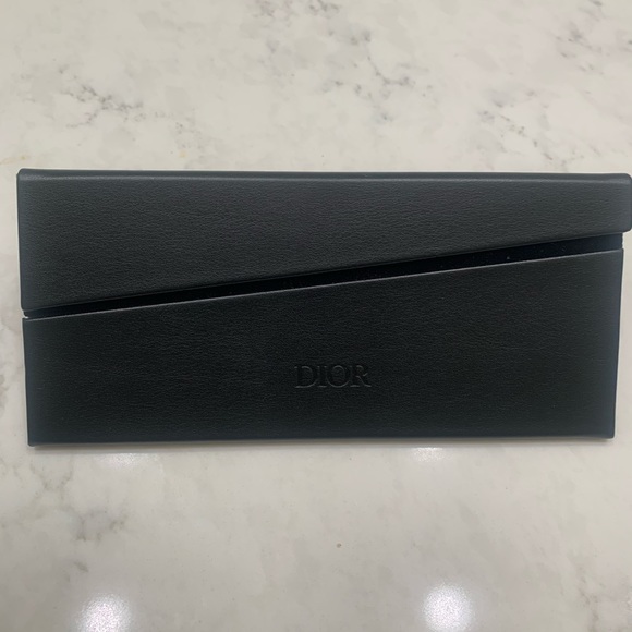 CHRISTIAN DIOR SUNGLASS CASE - Picture 4 of 4
